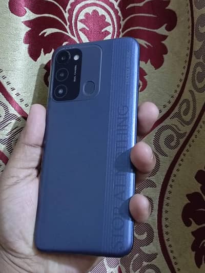 Tecno Spark 8C