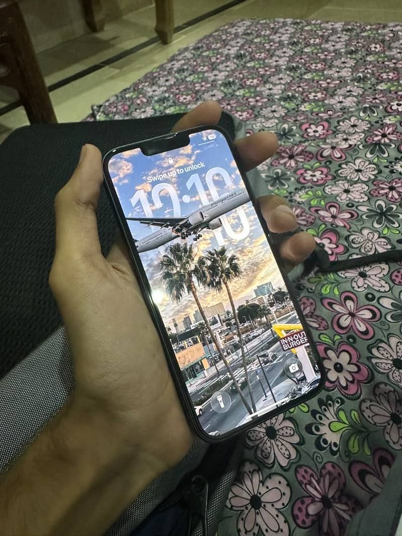 Apple iPhone 14 2