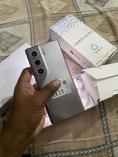 Tecno CAMON 40 Pro