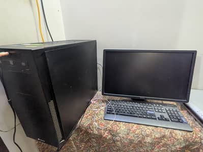 Pc for sale contact only msg on whatsapp