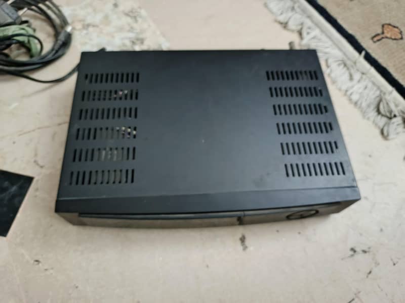 Dish receiver 1