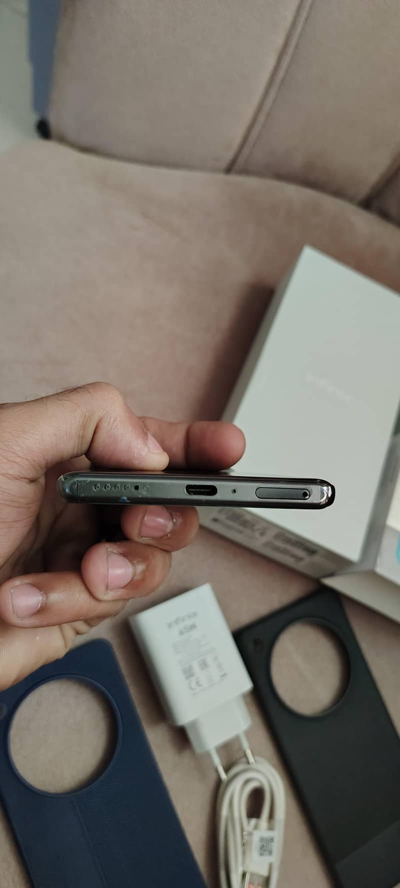 Infinix Zero 40 4