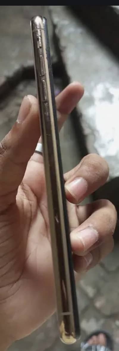 Apple iPhone XS Max just battery change 256gb exchange possible