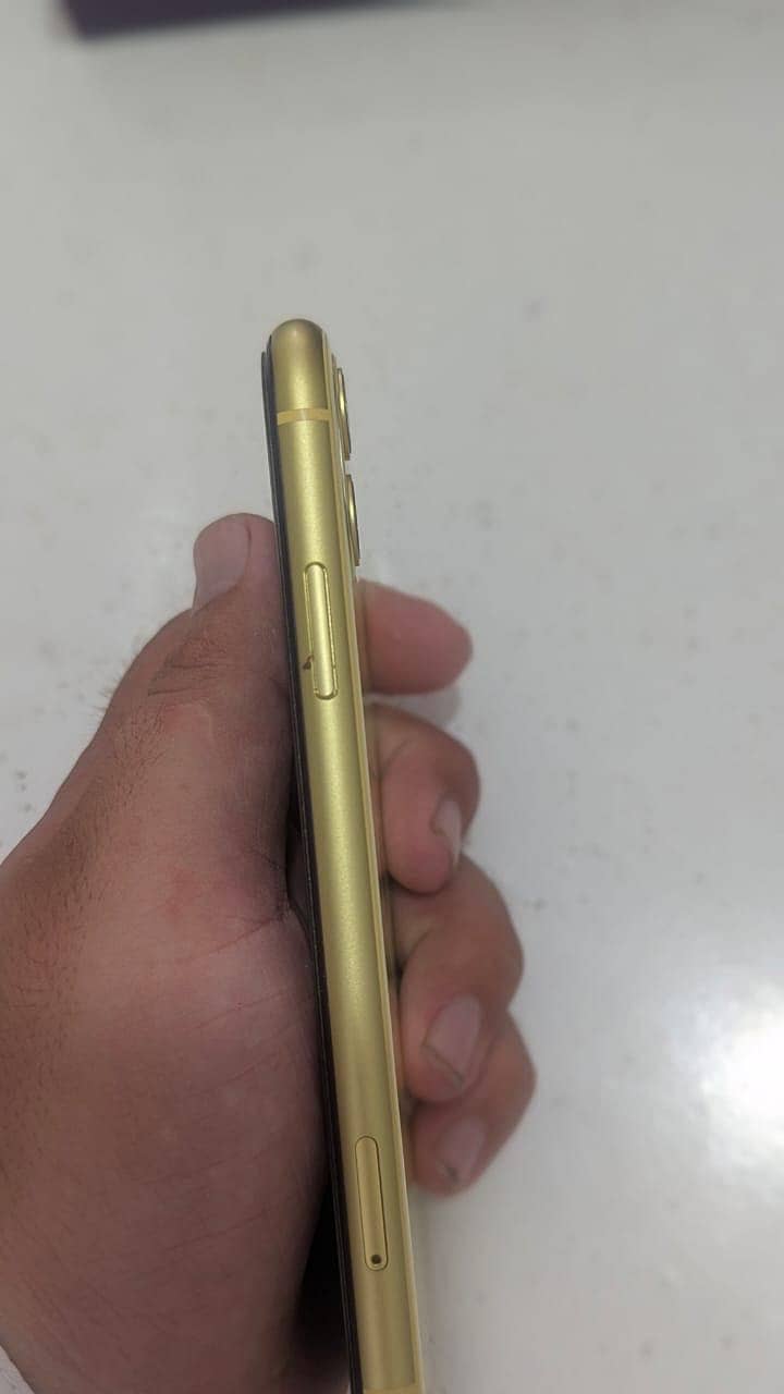 Apple iPhone 11 2