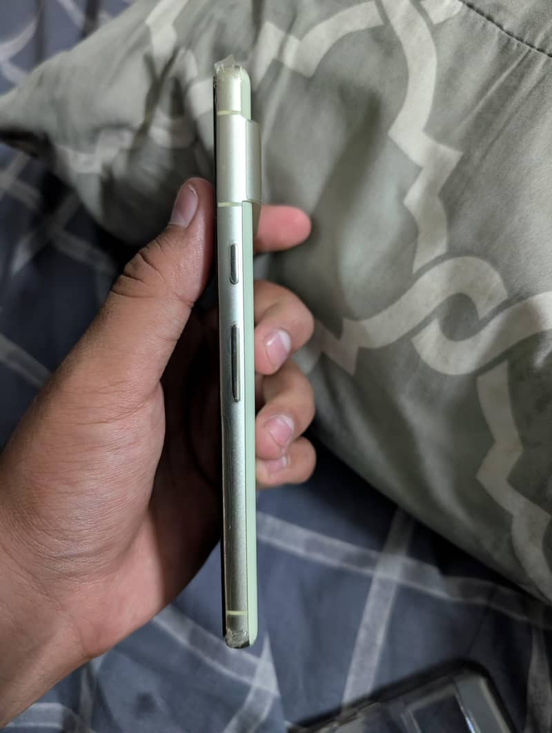 Google Pixel 7 2