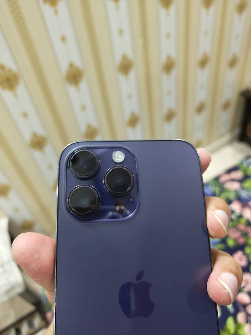 iphone 14 pro max 1