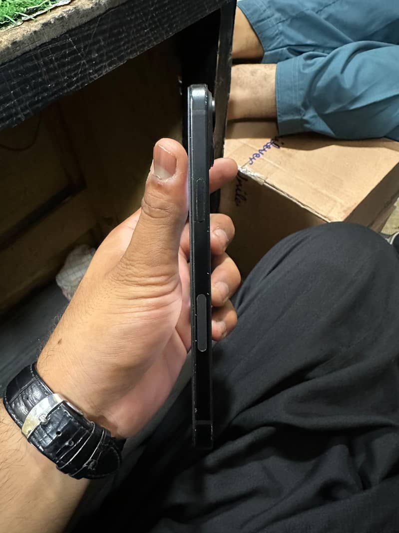 Apple iPhone 15 plus 1