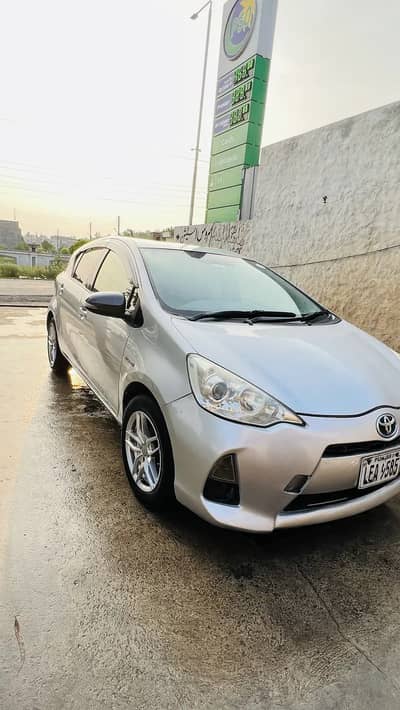Toyota Aqua 2013 - 2017