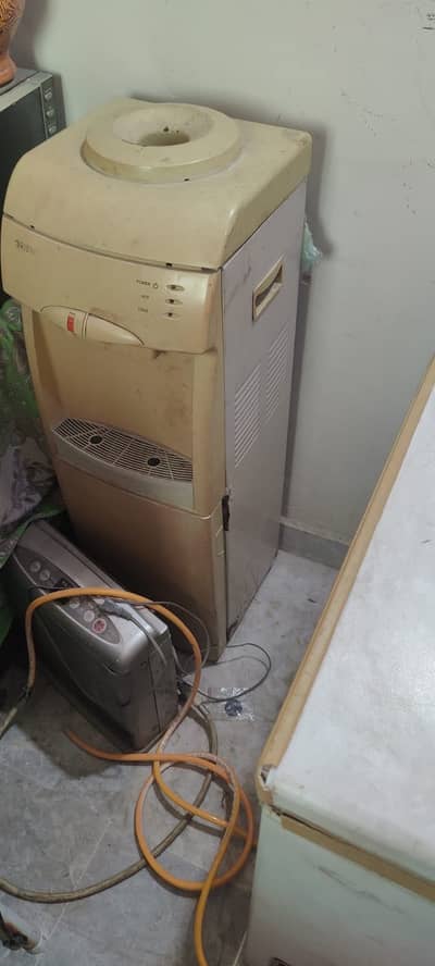 Orient Water dispenser