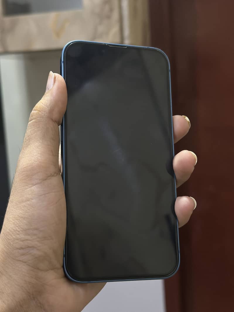 Apple iPhone 13 2