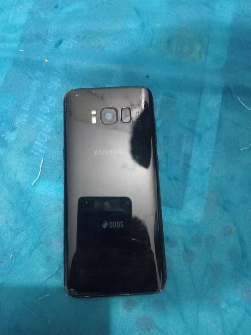Samsung Mobile S8 panel 1
