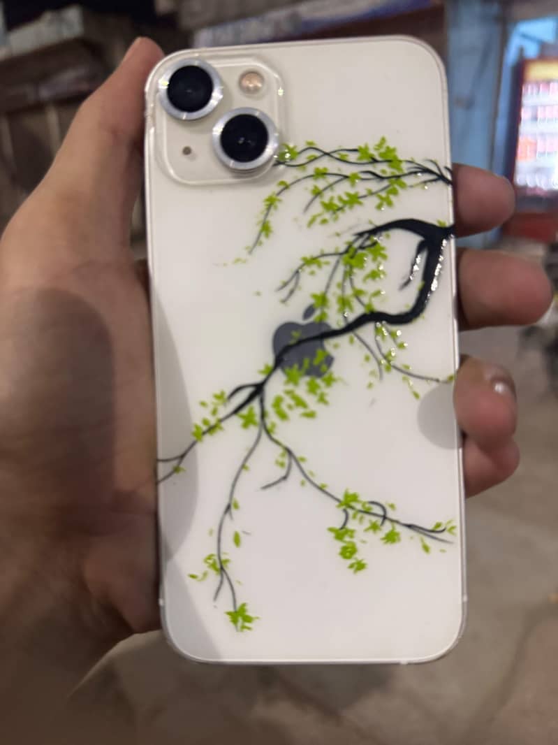 Apple iPhone 13 0