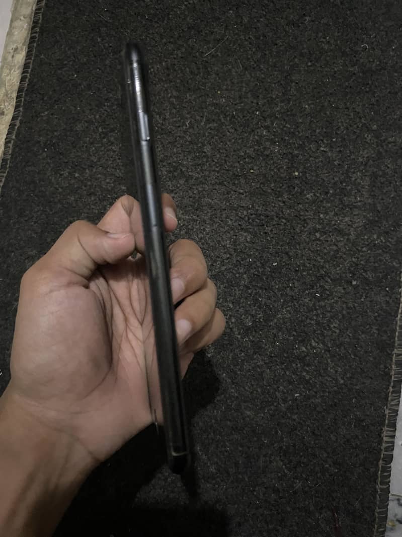 Apple iPhone 7 Plus 3