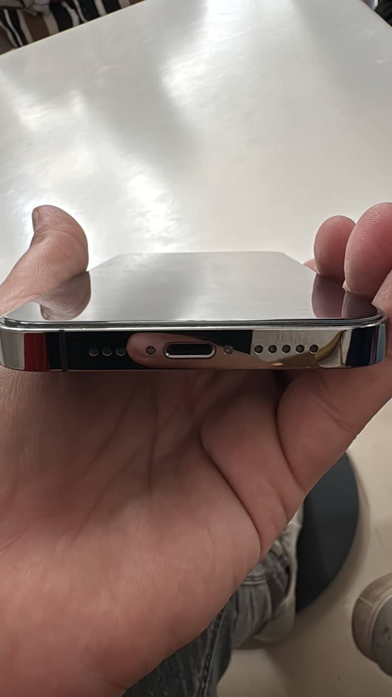 Apple iPhone 13 Pro 7