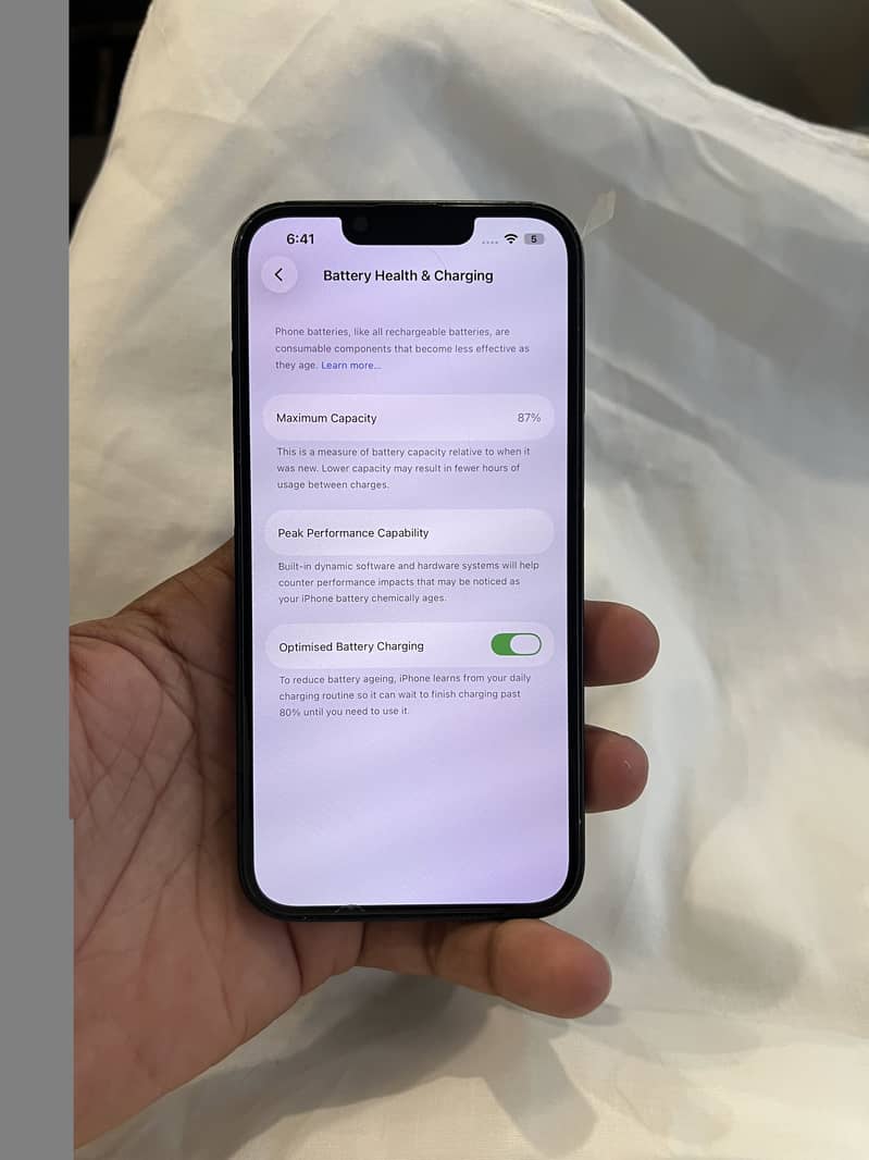 Apple iPhone 13 6