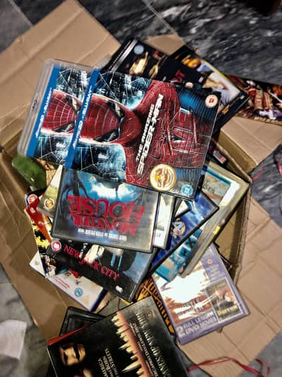 UK imported DVDs cotton + 1 blue ray Amazing Spider man
