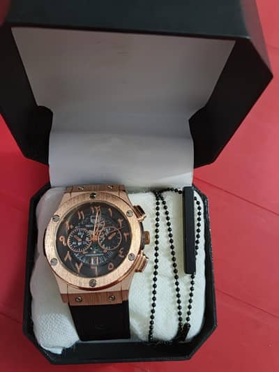 Men watch ⌚
