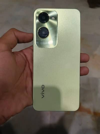 Vivo Y18