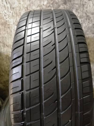 4. tyre. 215/60/17