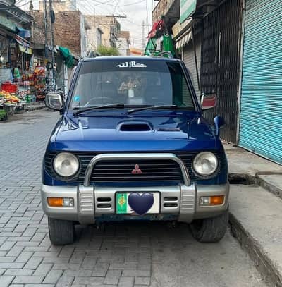 MITSUBISHI PAJERO MINI