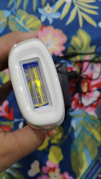 Hair removal laser machine