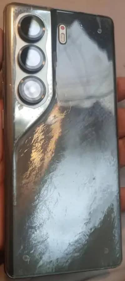 Tecno CAMON 40 Pro