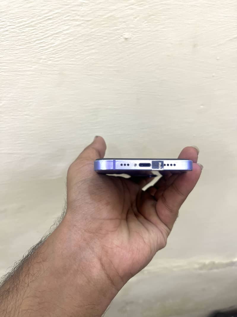 Apple iPhone 12 2