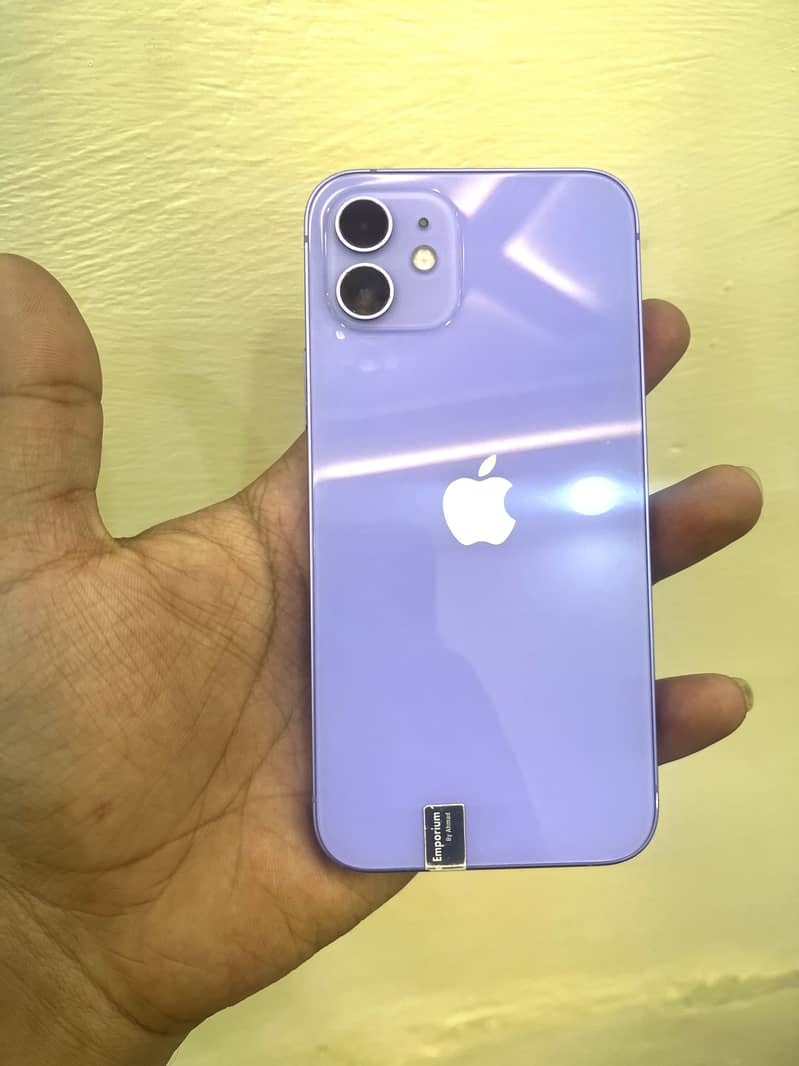 Apple iPhone 12 5