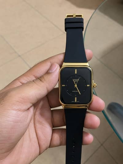 Citizen Black & Golden Stylish Men’s Watch – Premium Look