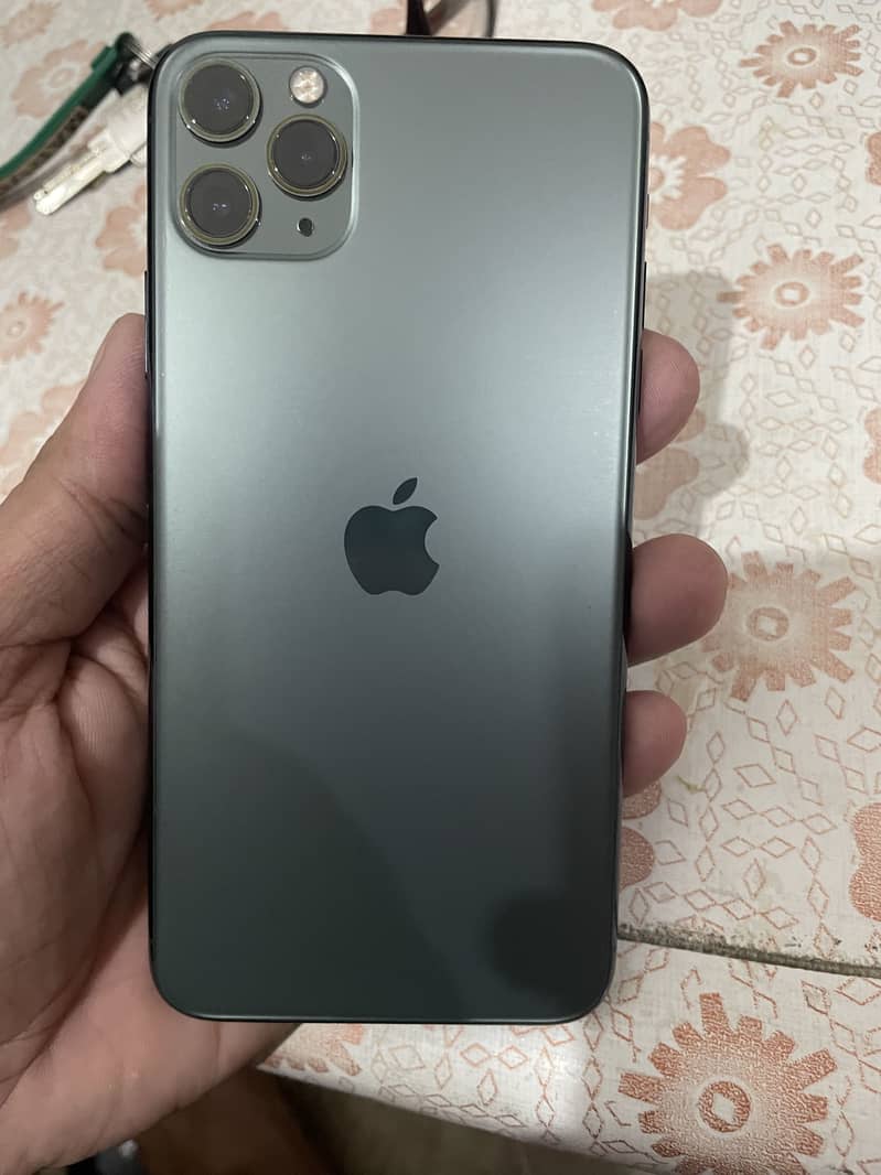 Apple iPhone 11 Pro Max 1