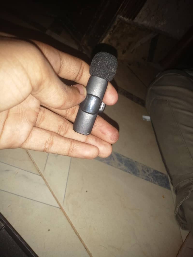 microphone 2