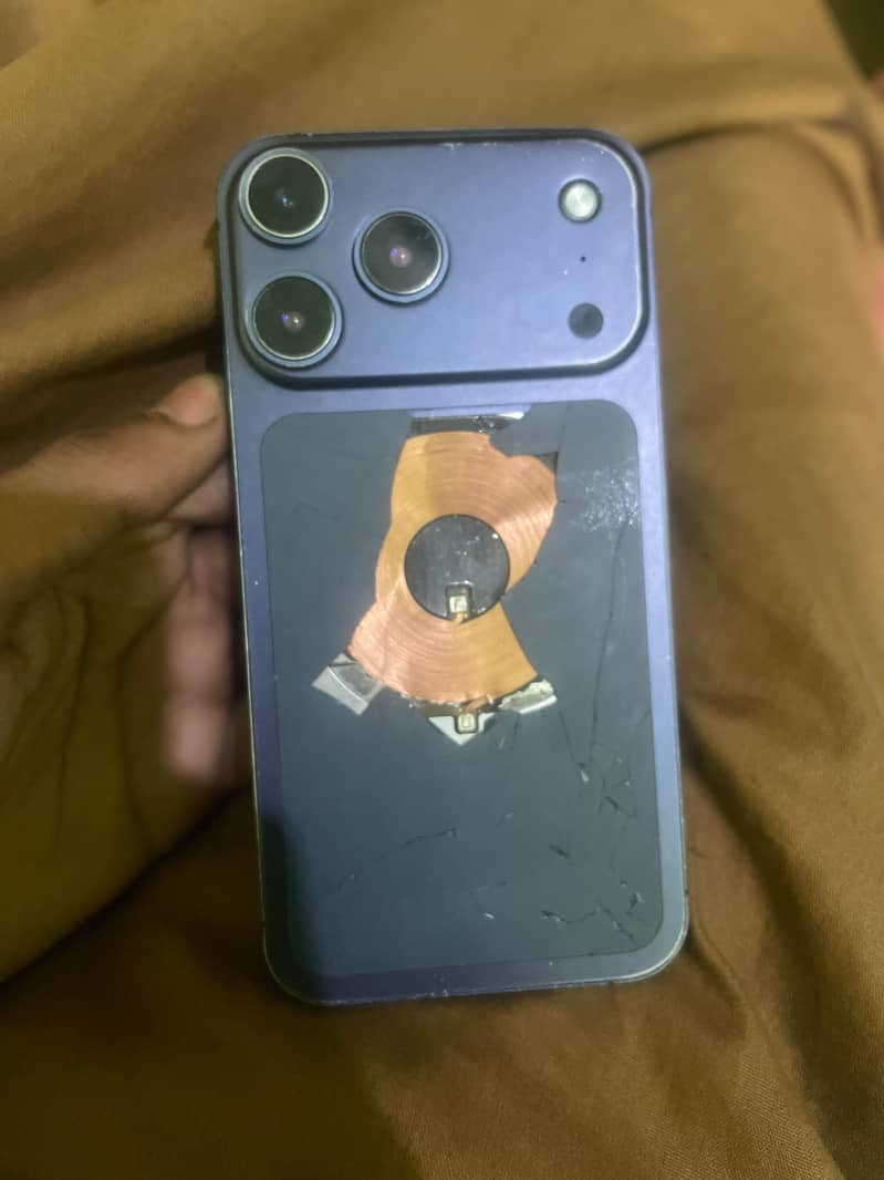 Apple iPhone 11 0