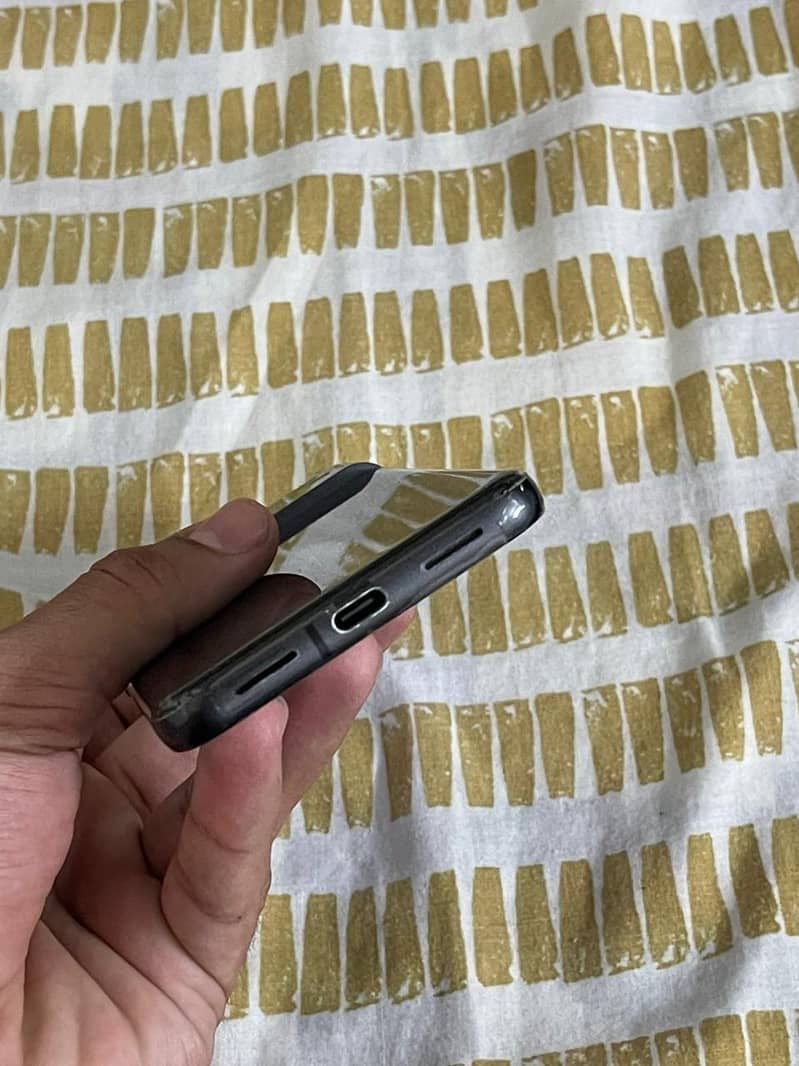 Google Pixel 8 0