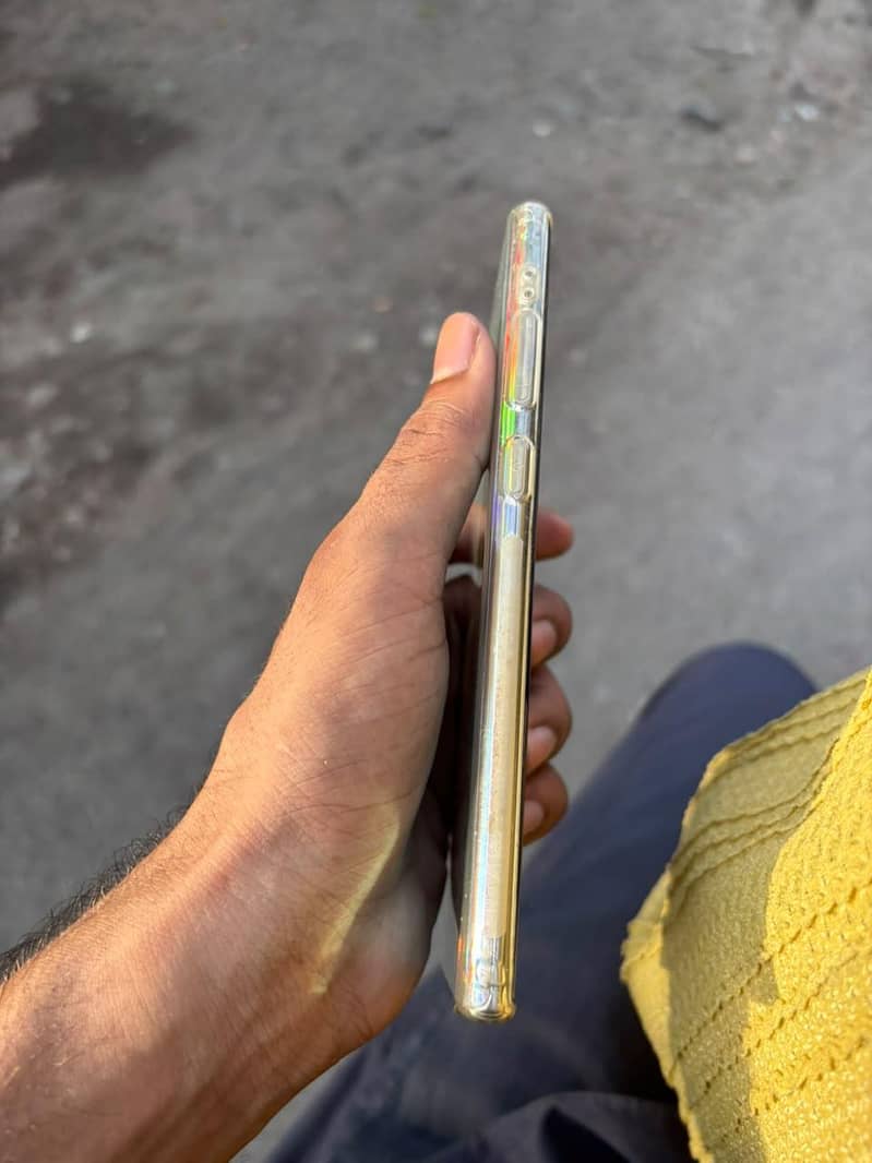 Samsung Mobile Note 10 Plus 4