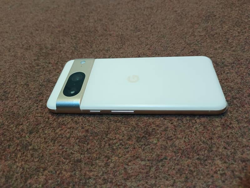Google Pixel 8 1