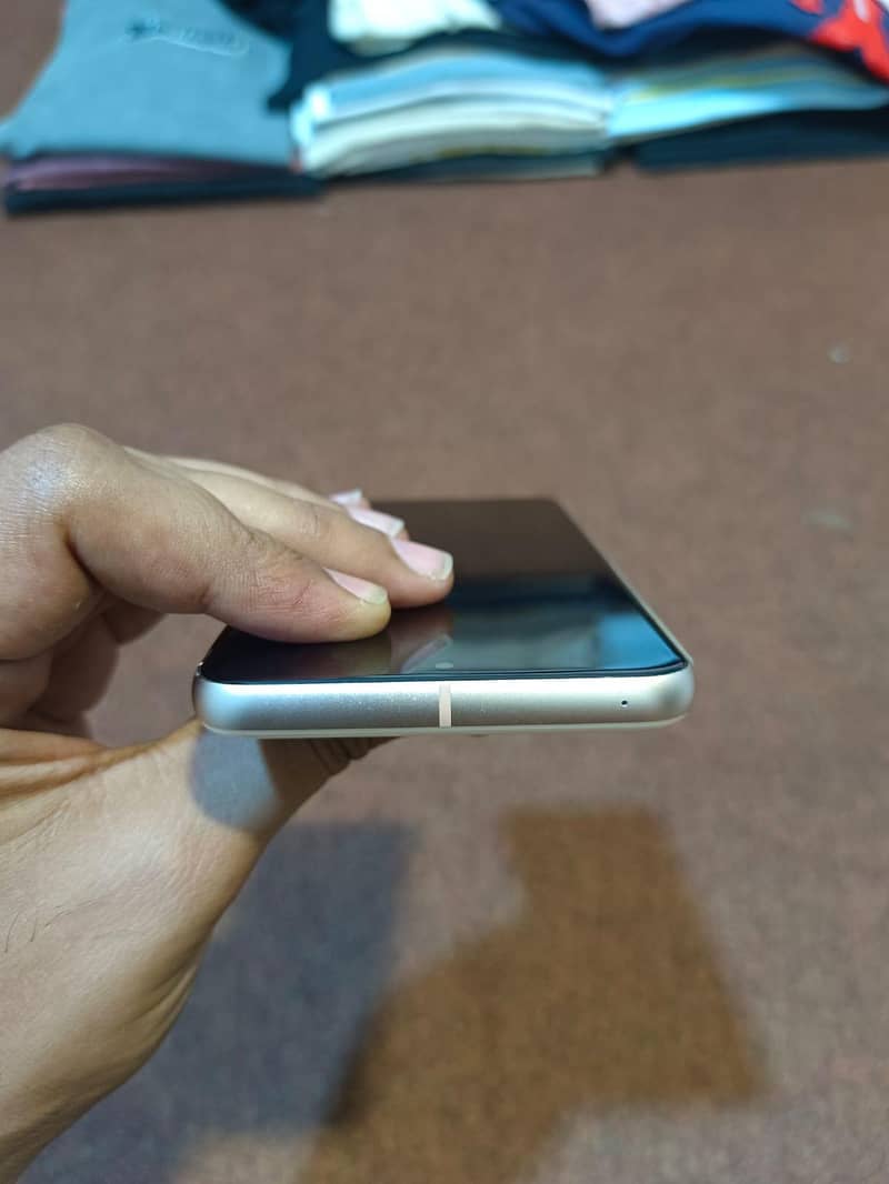 Google Pixel 8 2