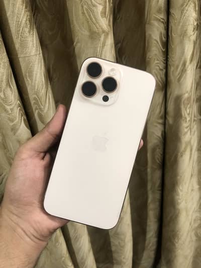 Apple iPhone 16 Pro Max