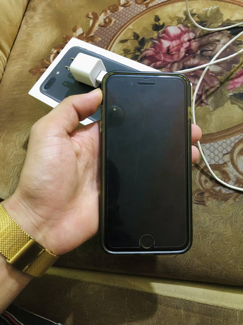 iPhone 7 Plus 1
