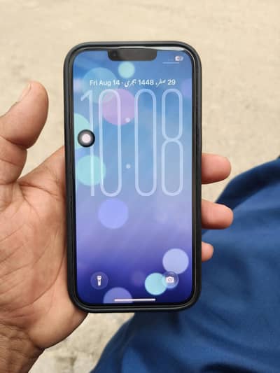 Apple iPhone 13