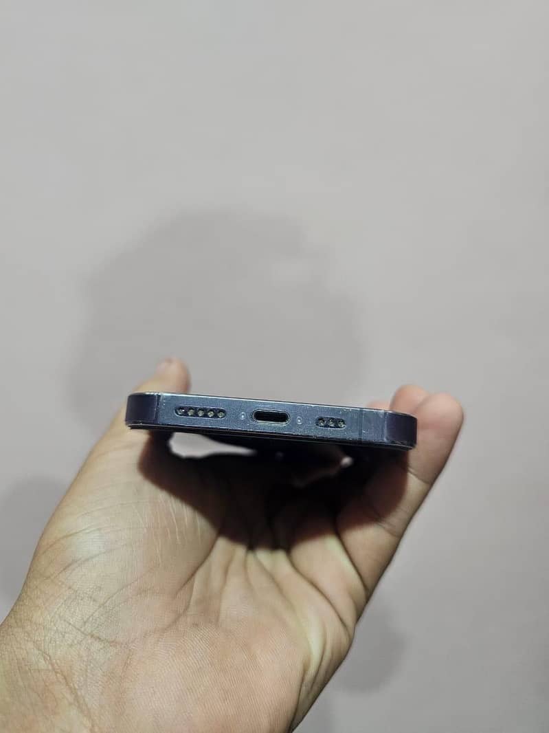 Apple iPhone 14 Pro 4
