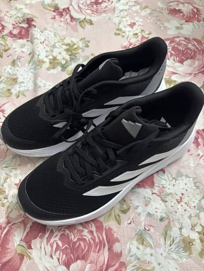 Adidas Duramo Boys Running Shoes, Joggers, Size US 5.5, Eur 38