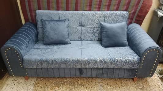 brand new cumbed