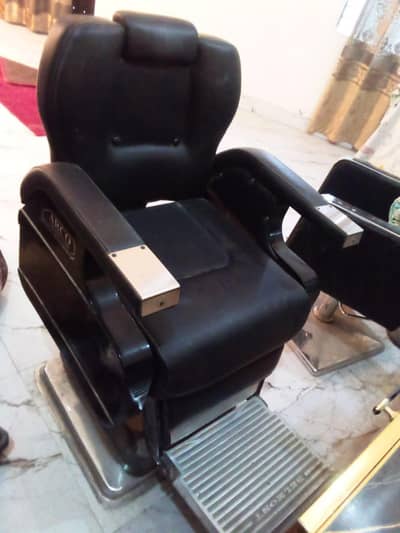 2 salon chair for sale