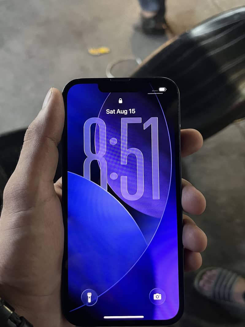 Apple iPhone 13 3