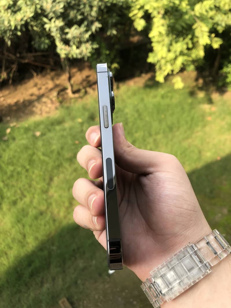 Apple iPhone 13 Pro 11
