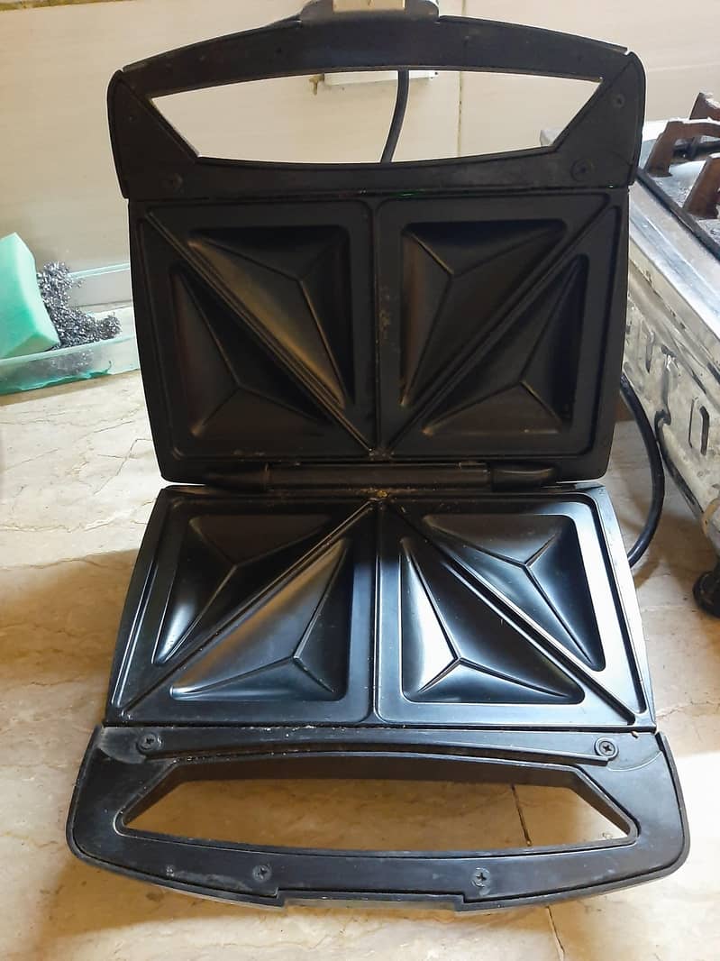 Sandvich Maker 1