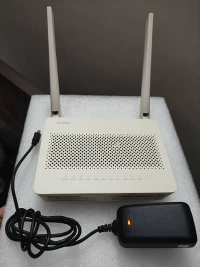 HG8145V5, Huawei EchoLife GPON/Epon Terminal, 4GE+WiFi5+SC/UPC