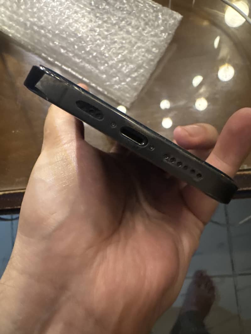 Apple iPhone 12 Pro Max 4