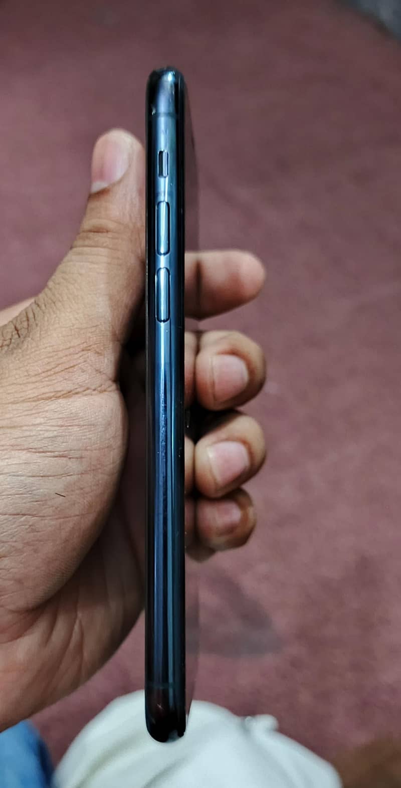 Apple iPhone 11 Pro 2