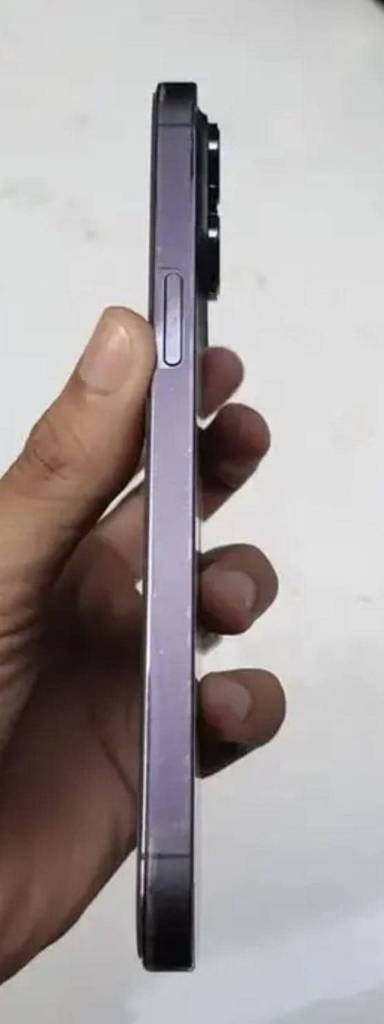 Apple iPhone 14 Pro Max 1
